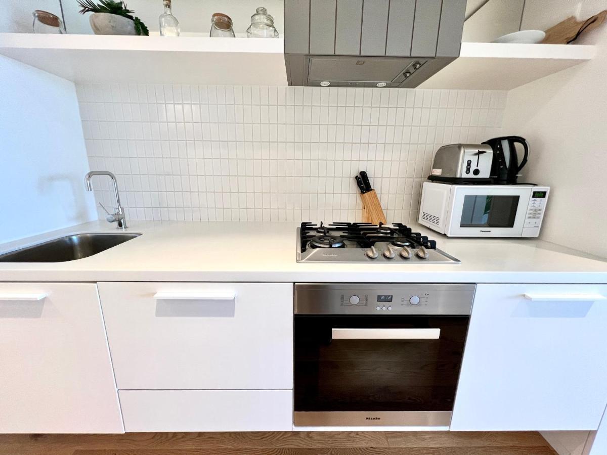Readyset Apartments At Emerald Melbourne Kültér fotó