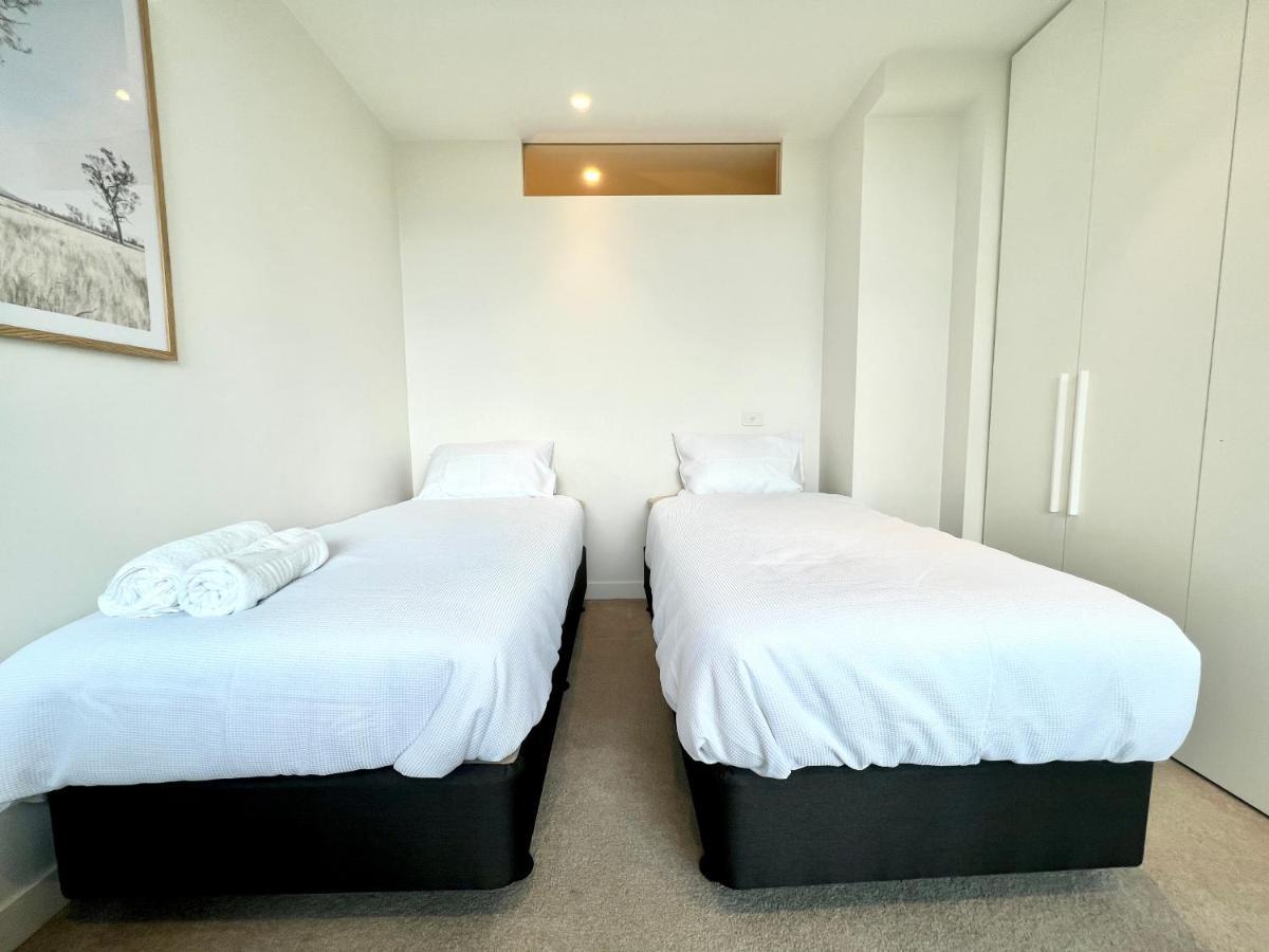 Readyset Apartments At Emerald Melbourne Kültér fotó